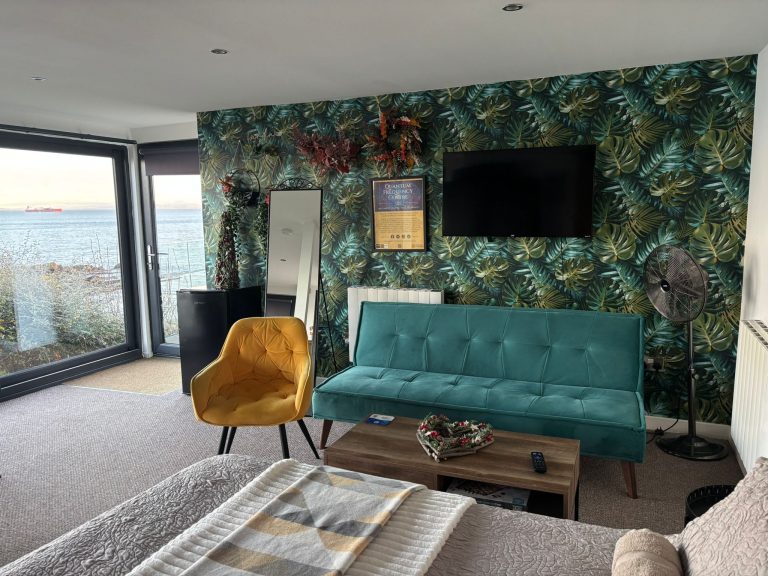 WhatsApp Image 2025-12-03 at 16.35.12 (3)