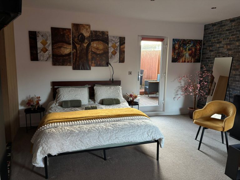 WhatsApp Image 2025-12-03 at 16.48.33